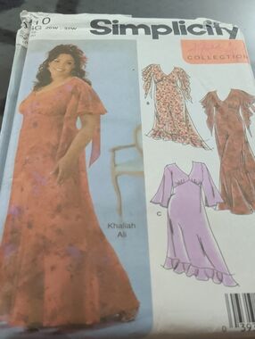 Simplicity Pattern Women's Plus Size 26w-32w Maxi Dress New Uncut